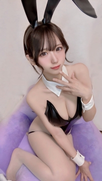 #性感女郎 名前：美绪  身材：168 50kg E 25岁 服务主动又贴心