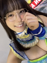 #爆乳身材 名前：恵子 身材：162 52kg G 22岁 喜欢角色扮演